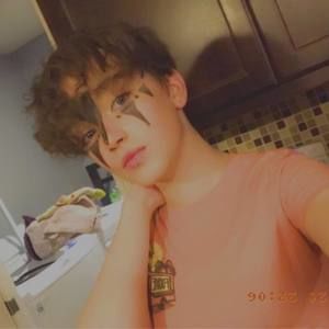 Meet your Posher, Ella